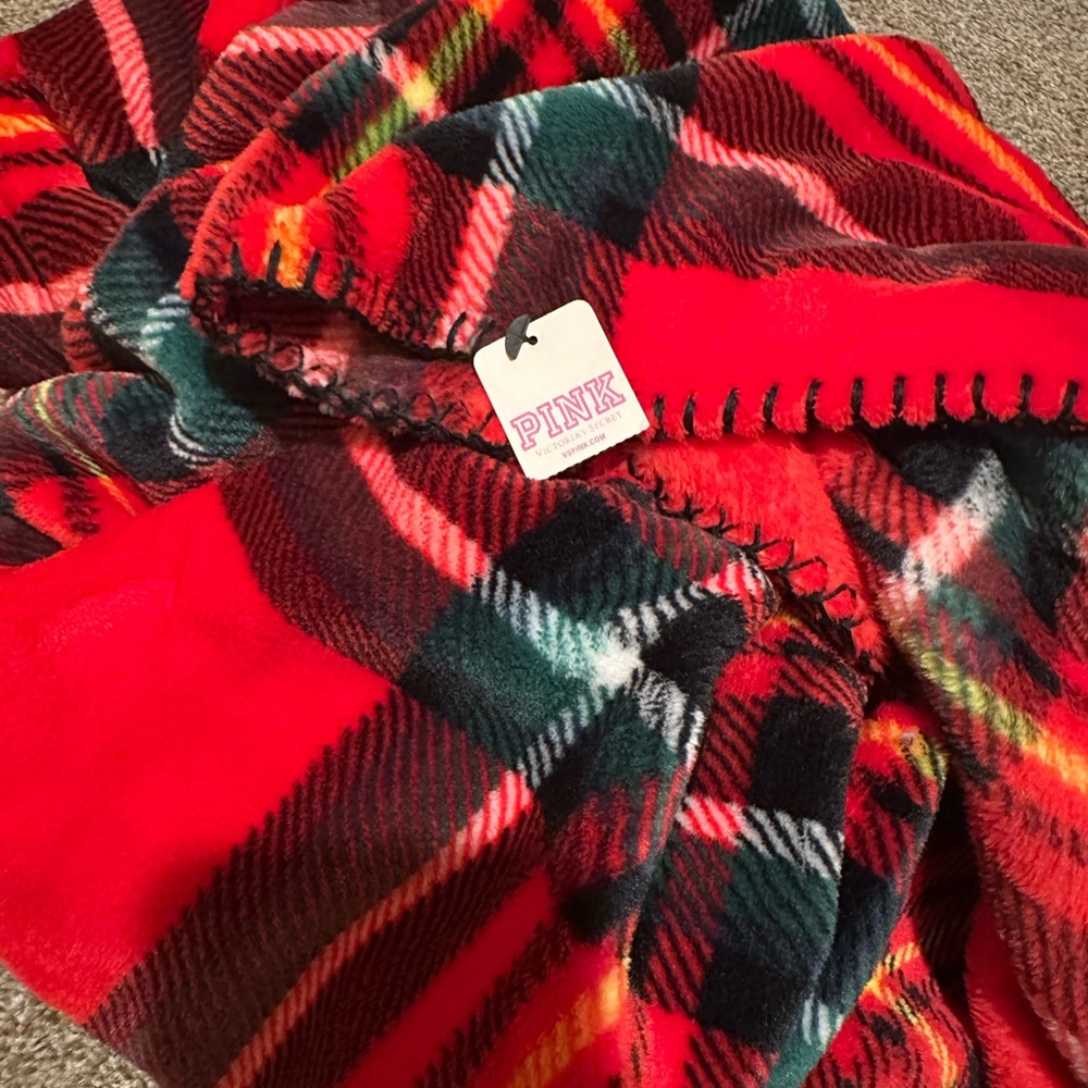 PINK Victoria's Secret Red and Black Plaid Throw